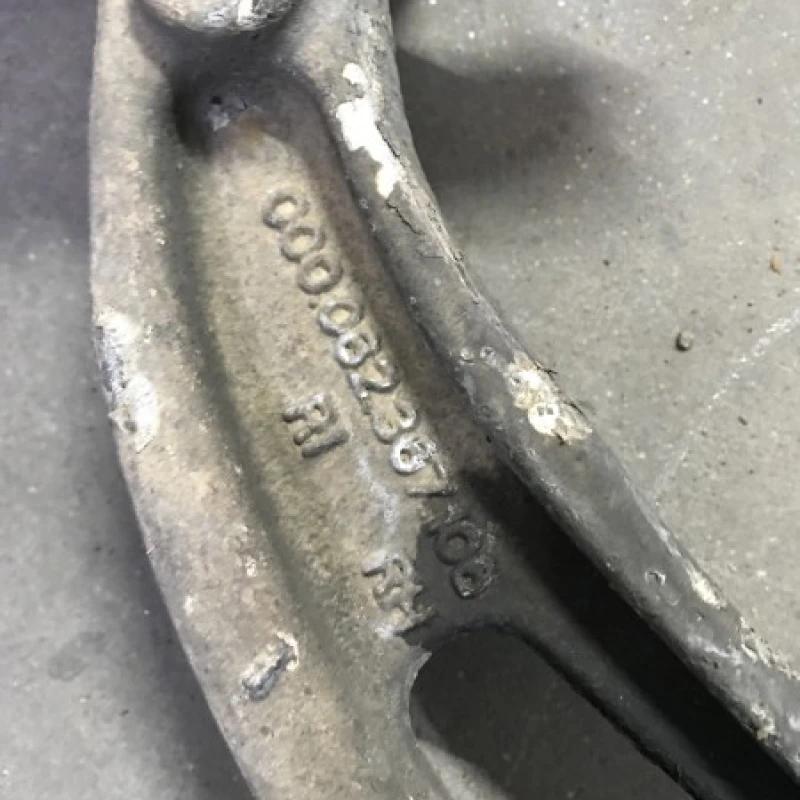 Brat dreapta fata / Mercedes-Benz GL Class X164 2012 / Directie si suspensie
