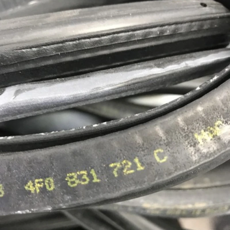 Chedere uși și haion / Audi A6 C6 2010 / Caroserie, oglinzi si faruri