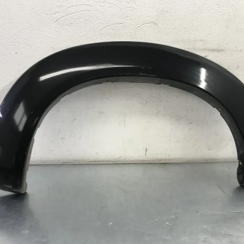 Ornament overfender aripa dreapta spate / Toyota Hilux AN20 2010 / Caroserie, oglinzi si faruri
