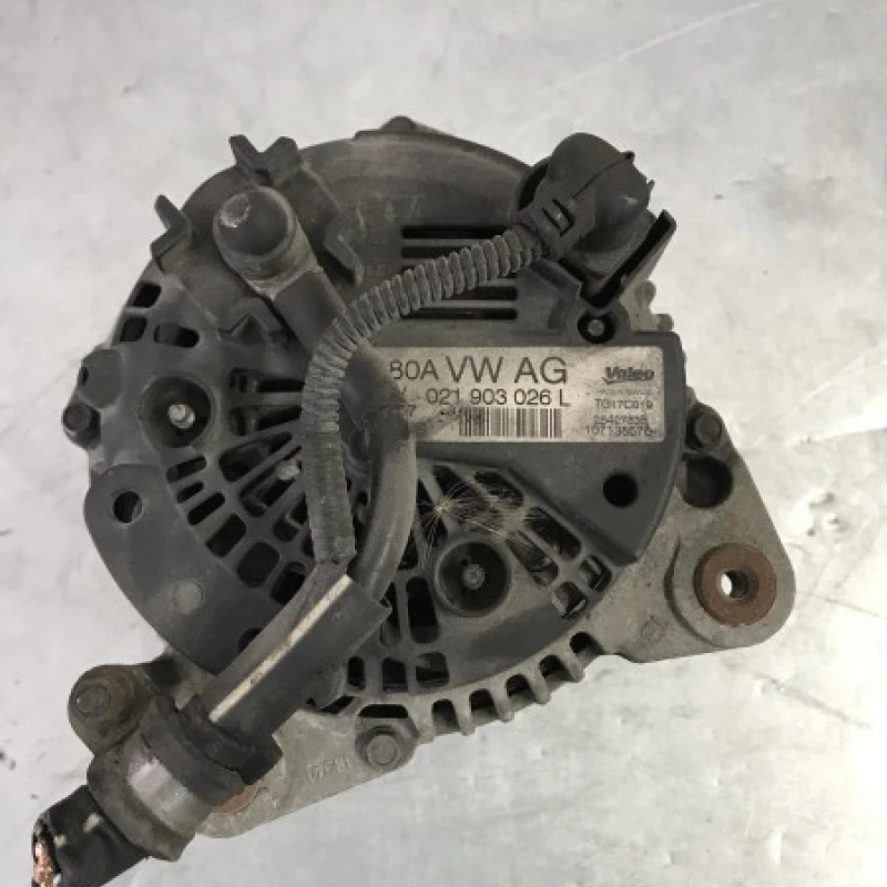 Alternator / Volkswagen Passat B6 2008 / Motor, racire si evacuare