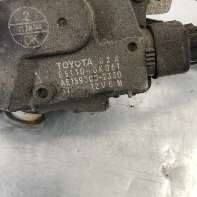 Ansamblu stergatoare cu motoras / Toyota Hilux  2010 / Caroserie, oglinzi si faruri