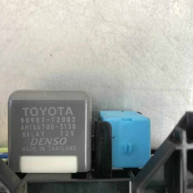 Releu / Toyota Hilux  2010 / Audio si electronice