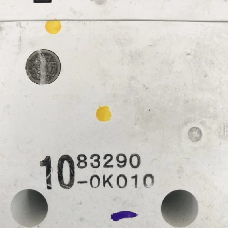 Ecran ceas / Toyota Hilux  2010 / Audio si electronice