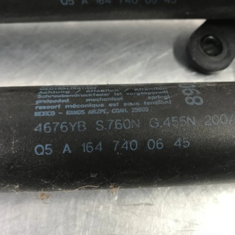 Amortizor haion / Mercedes-Benz GL Class X164 2012 / Caroserie, oglinzi si faruri