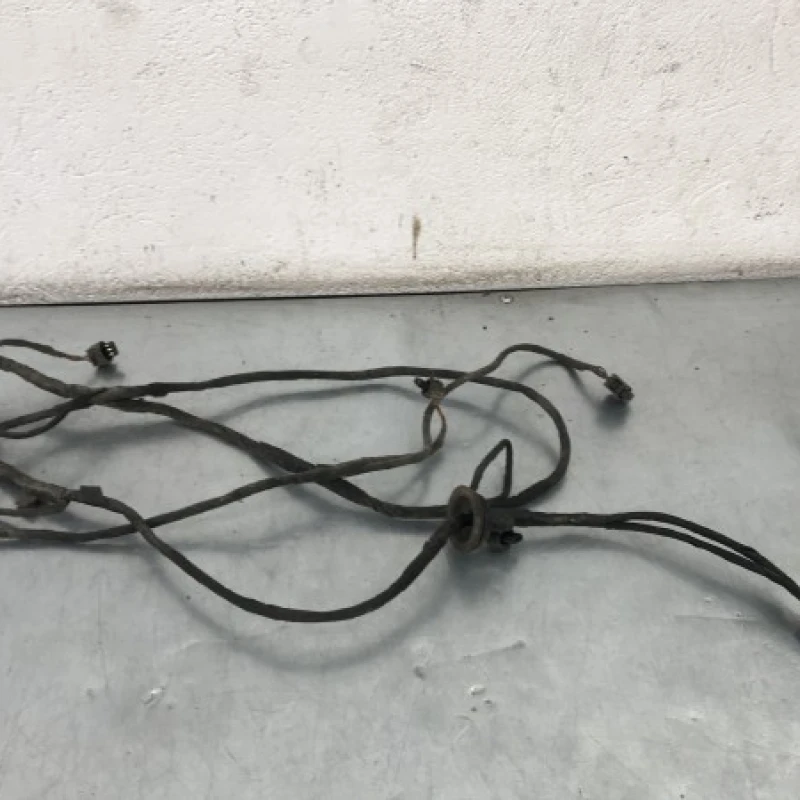 Instalatie senzori parcare spate Mercedes-Benz 