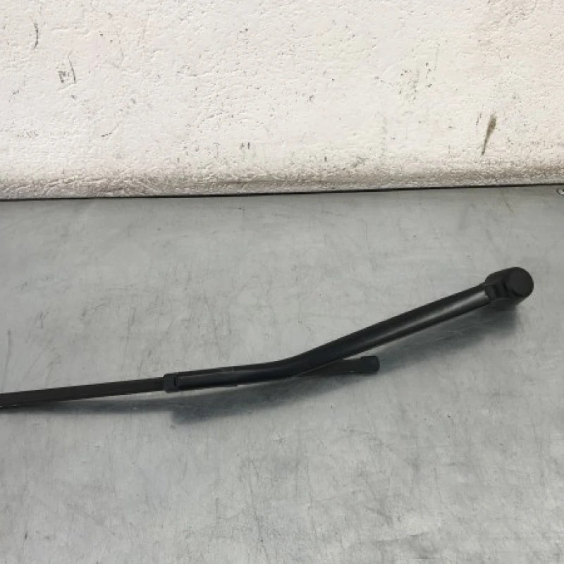 Brat stergator haion / BMW X1 E84 2012 / Caroserie, oglinzi si faruri