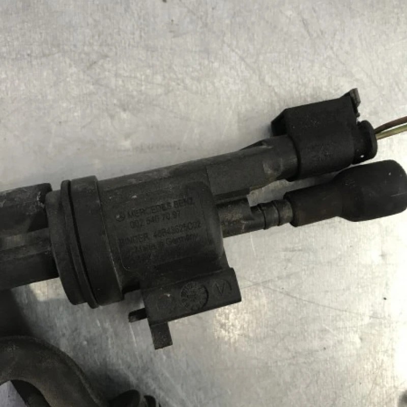 Supapa vaccum / Mercedes-Benz GL Class X164 2012 / Audio si electronice