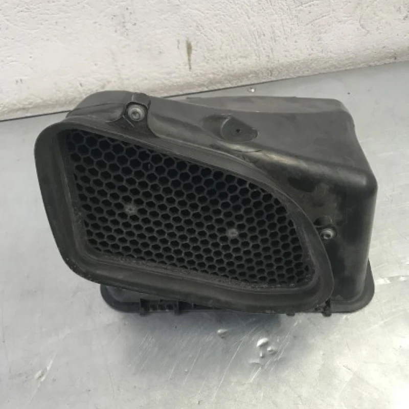 Tubulatura admisie / Mercedes-Benz GL Class X164 2012 / Motor, racire si evacuare