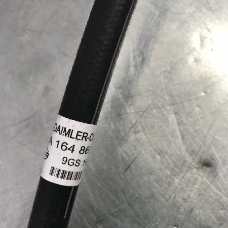 Furtun spalator faruri / Mercedes-Benz GL Class X164 2012 / Caroserie, oglinzi si faruri
