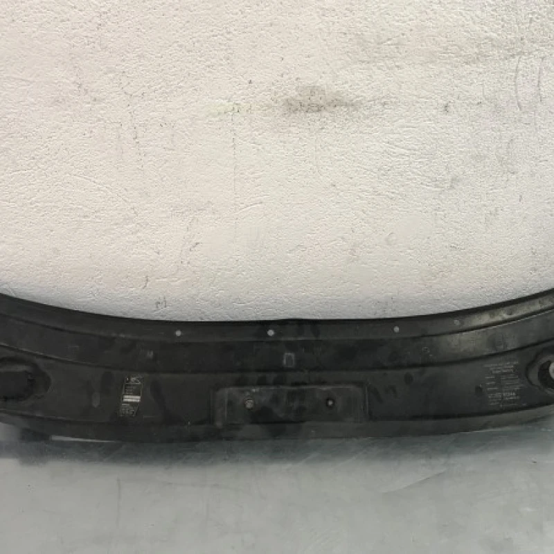 Traversa radiator Mercedes-Benz 