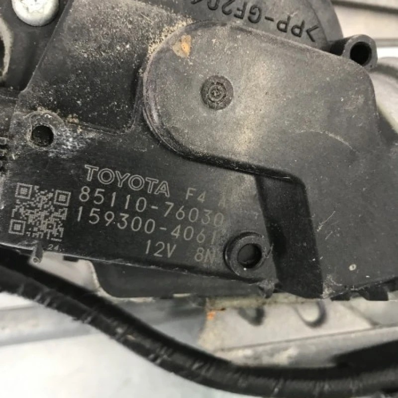 Ansamblu stergatoare cu motoras / Lexus CT 200h CT 200h 2012 / Caroserie, oglinzi si faruri