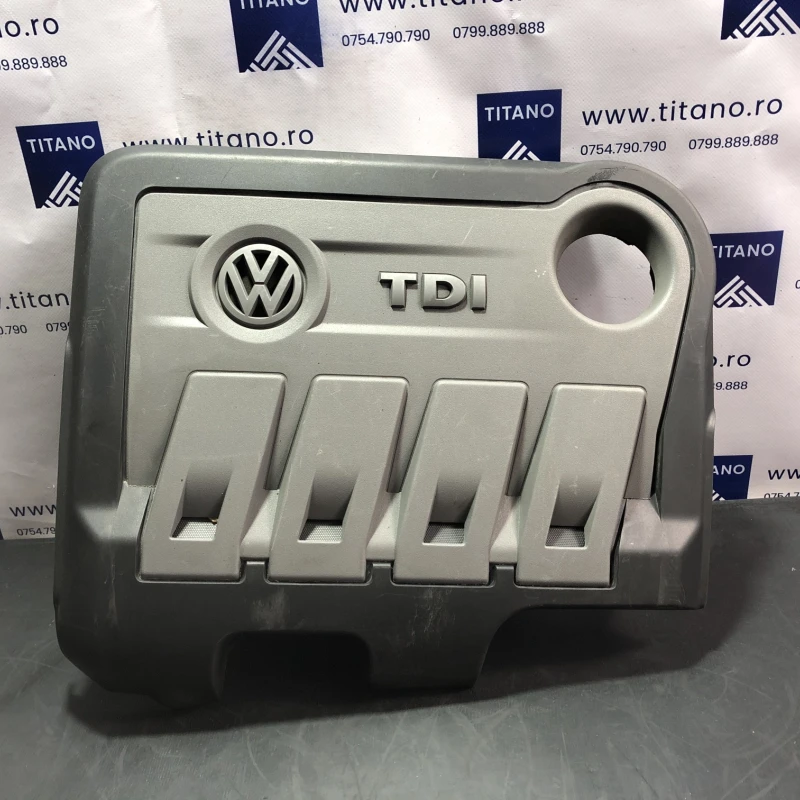 Capac motor / Volkswagen Passat B7 2012 / Motor, racire si evacuare