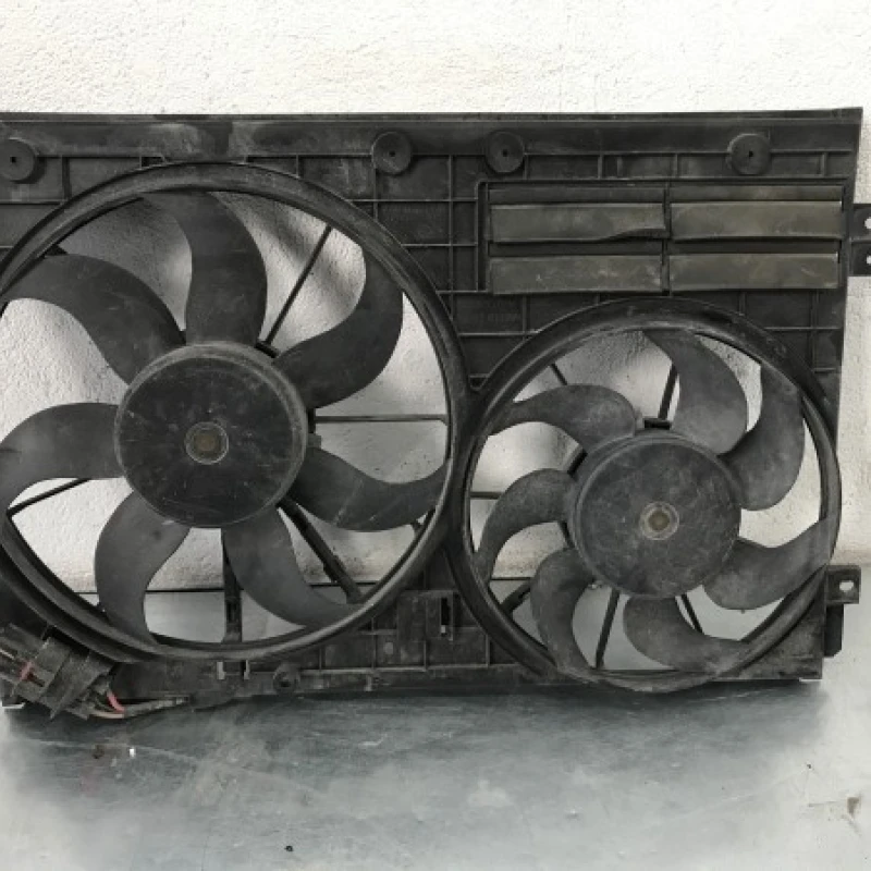 Electroventilator / Volkswagen Passat B7 2012 / Motor, racire si evacuare