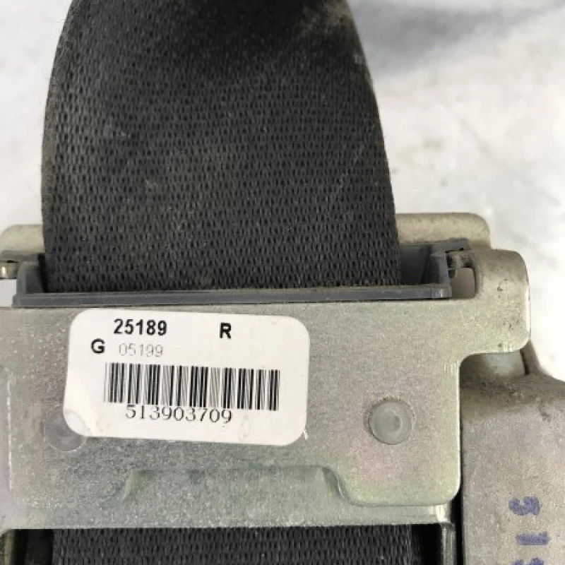 Centura dreapta spate / Nissan Navara D40 2006 / Interior
