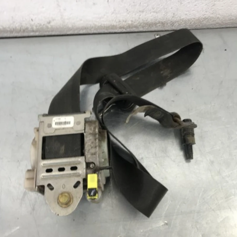 Centura stanga spate Nissan 