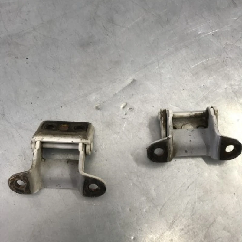 Balamale usa stanga spate Nissan 