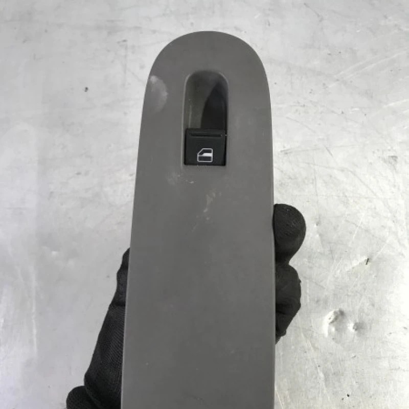 Buton geam dreapta fata / Volkswagen Sharan 7N 2012 / Caroserie, oglinzi si faruri