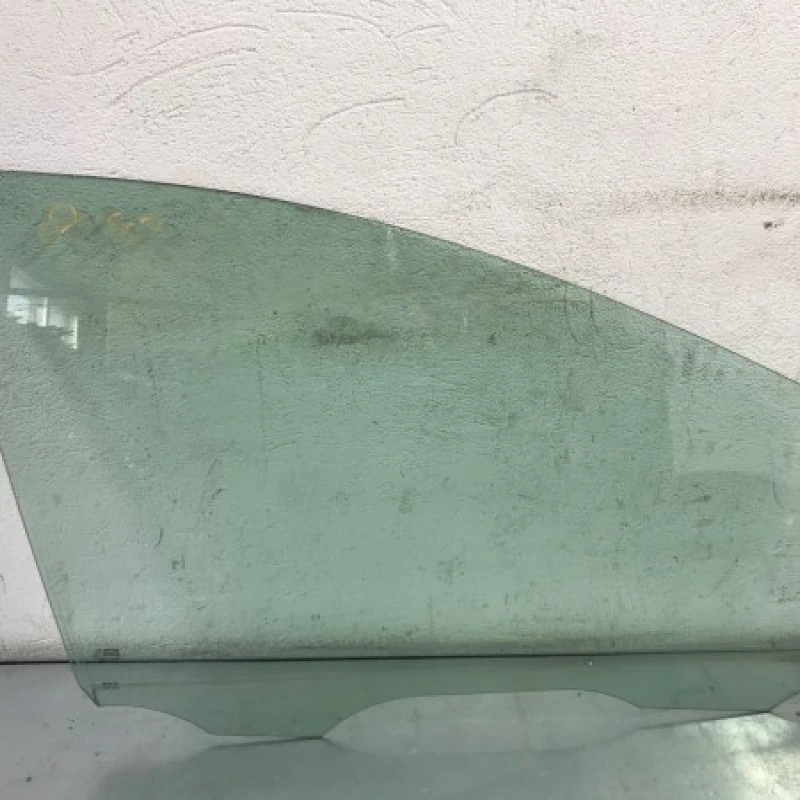 Geam dreapta fata / Volkswagen Sharan 7N 2012 / Caroserie, oglinzi si faruri