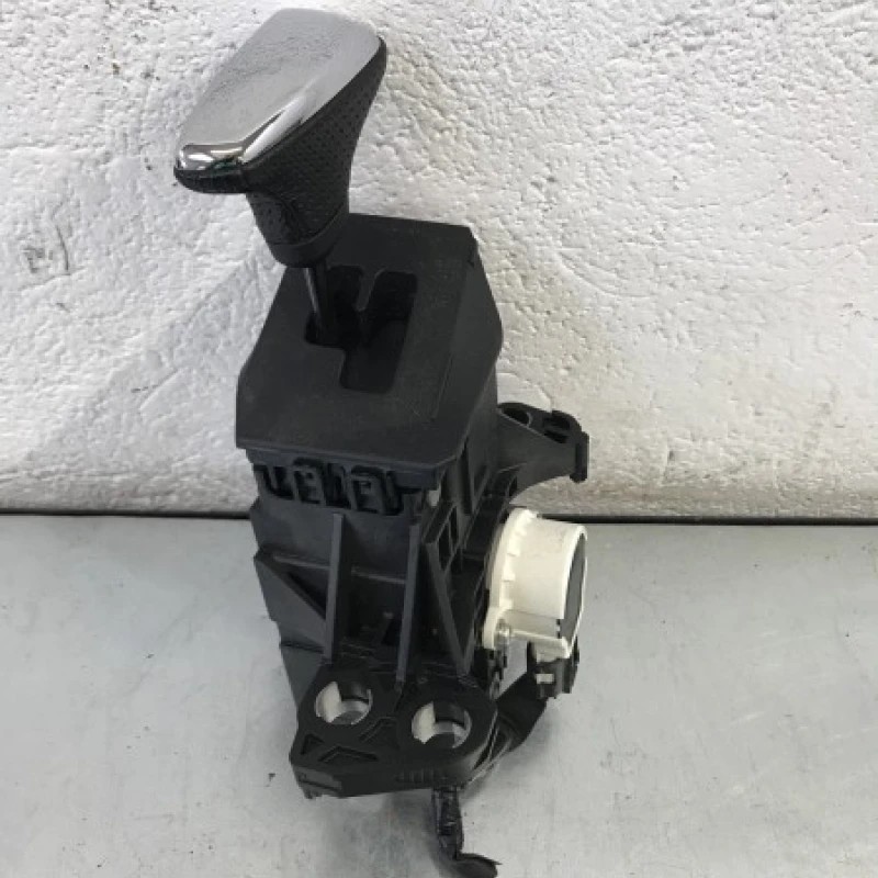Selector viteze / Lexus CT 200h CT 200h 2012 / Audio si electronice