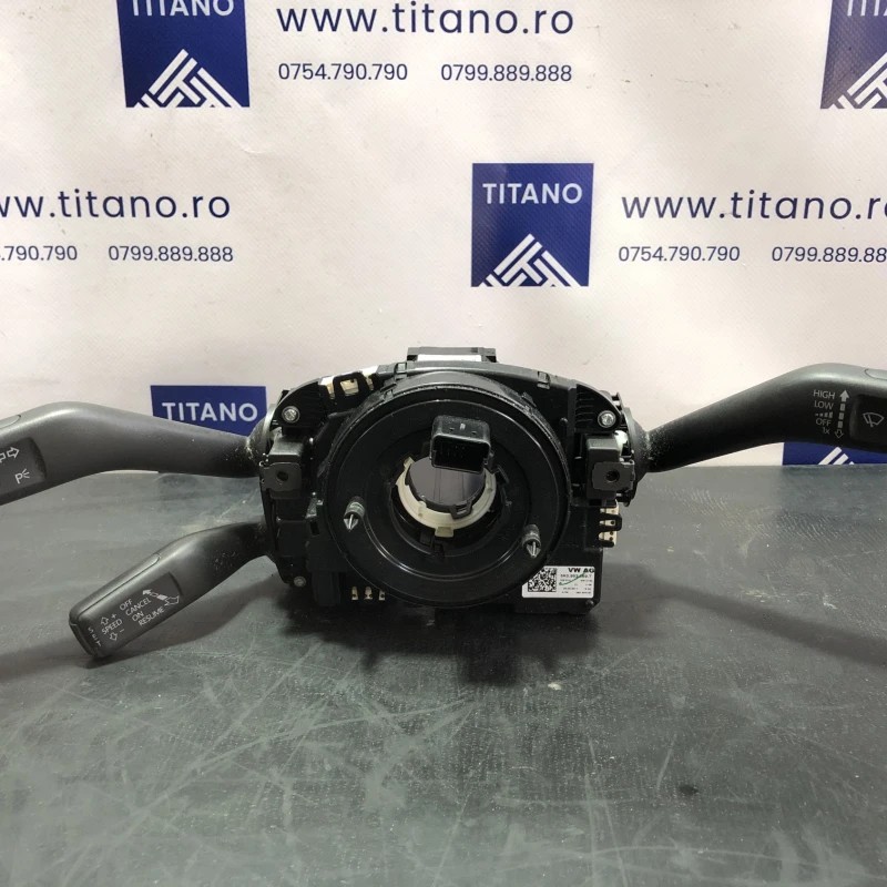 Spira volan cu manete Volkswagen Passat B7 2013