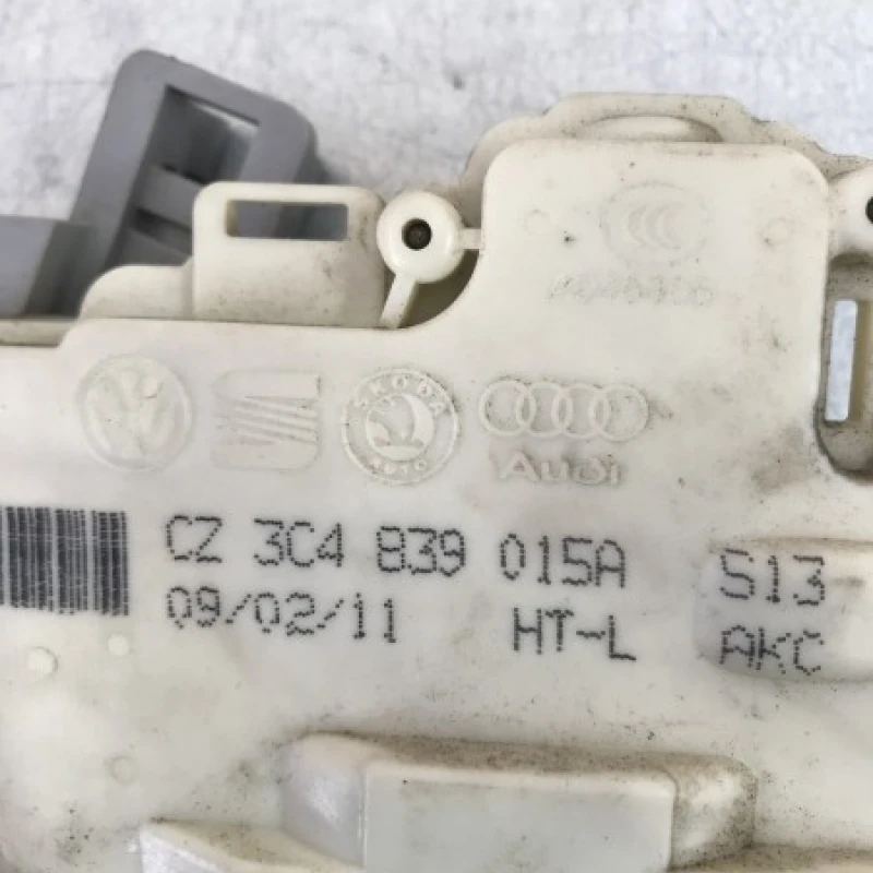 Iala broasca usa stanga spate / Volkswagen Passat B7 2012 / Caroserie, oglinzi si faruri