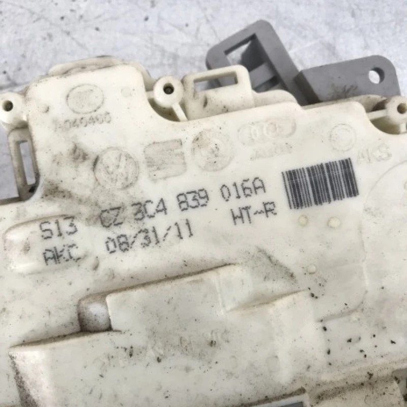 Iala broasca usa dreapta spate / Volkswagen Passat B7 2012 / Caroserie, oglinzi si faruri