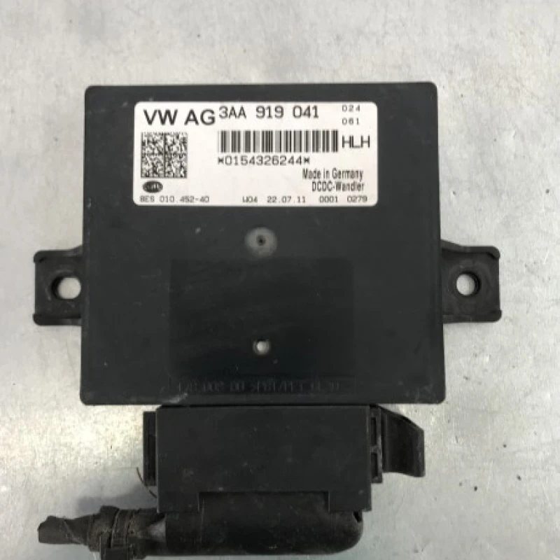 Modul start stop / Volkswagen Passat B7 2012 / Audio si electronice