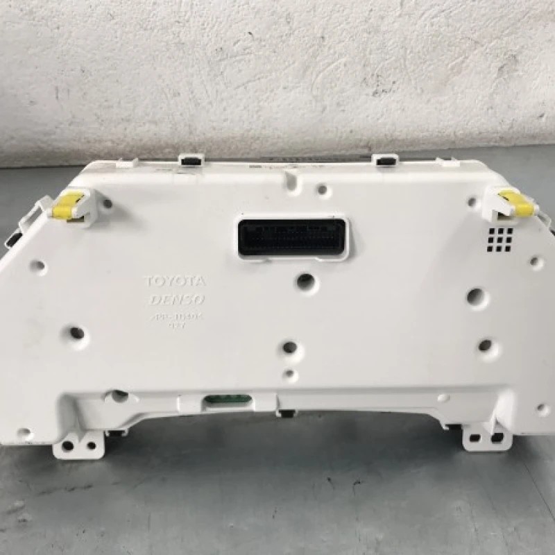 Ceas bord / Lexus CT 200h CT 200h 2012 / Audio si electronice