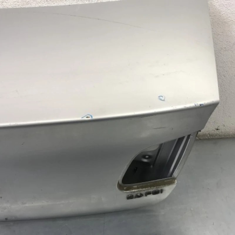 Haion / Volkswagen Passat B6 2009 / Caroserie, oglinzi si faruri