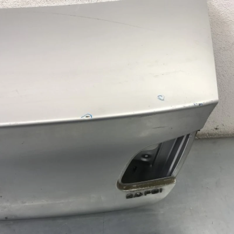 Haion / Volkswagen Passat B6 2009 / Caroserie, oglinzi si faruri