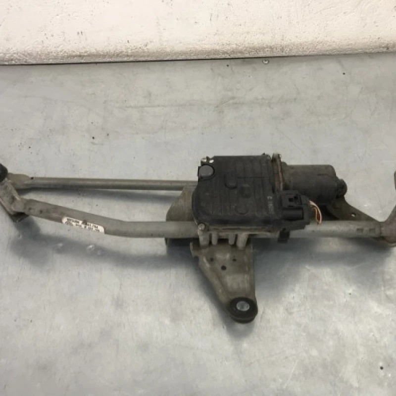 Ansamblu stergatoare cu motoras Volkswagen Passat B7 2012