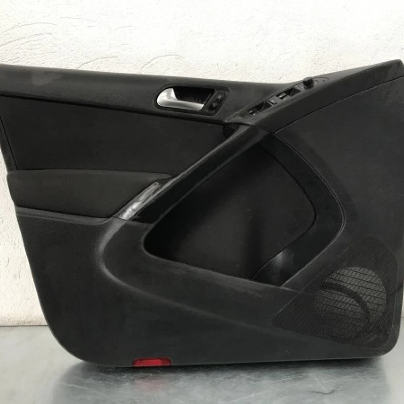 Panou tapiterie usa stanga fata Volkswagen 