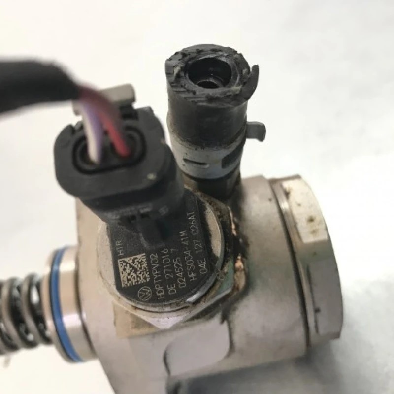 Pompa de injectie inalte / Volkswagen Golf MK7 2017 / Motor, racire si evacuare