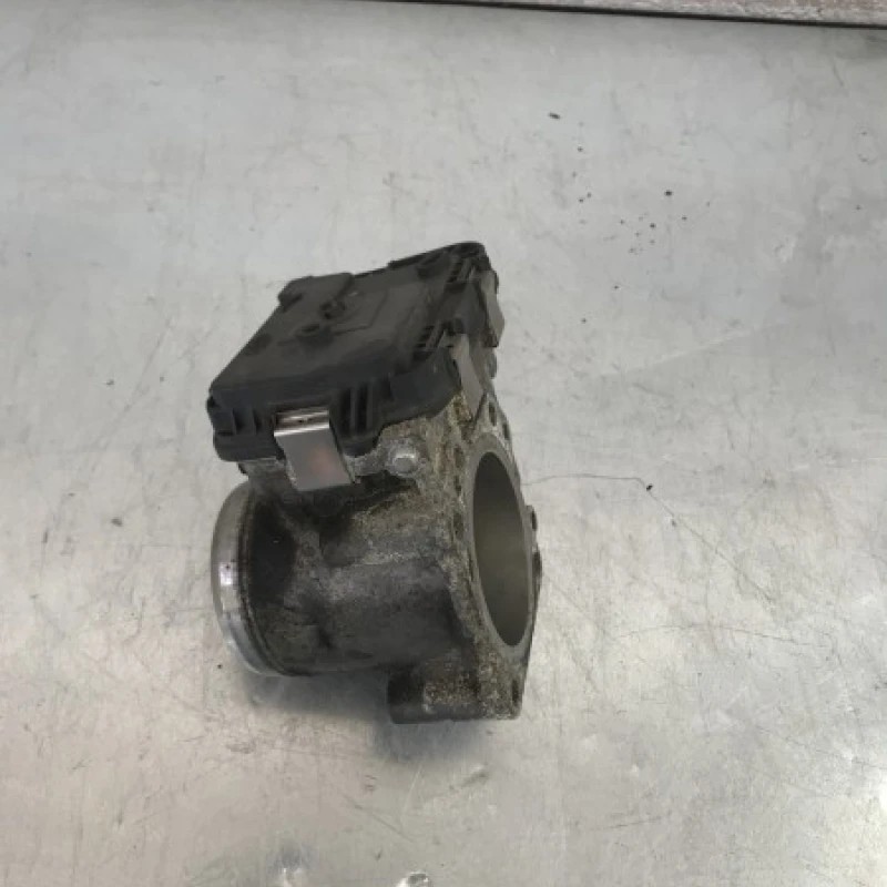 Clapeta de acceleratie / Volkswagen Golf MK7 2017 / Motor, racire si evacuare