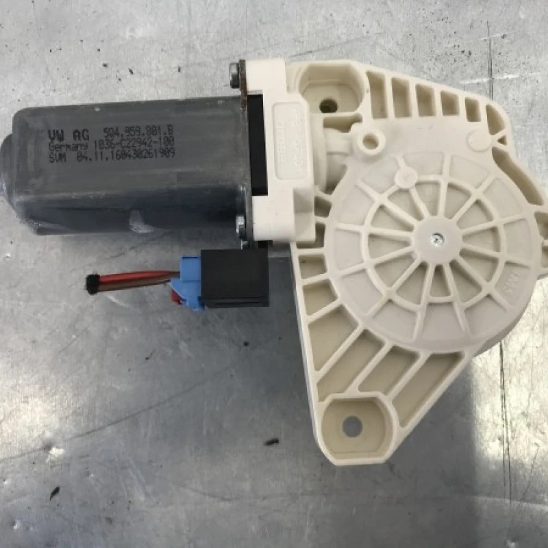 Motoras geam stanga fata Volkswagen 