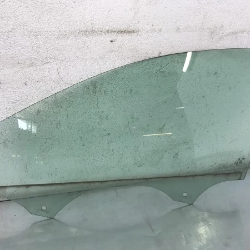 Geam stanga fata / Volkswagen Golf MK7 2017 / Caroserie, oglinzi si faruri