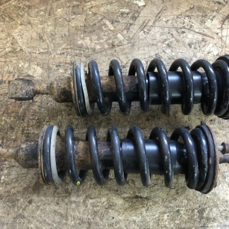 Amortizor telescop cu arc fata / Nissan Navara D40 2006 / Directie si suspensie