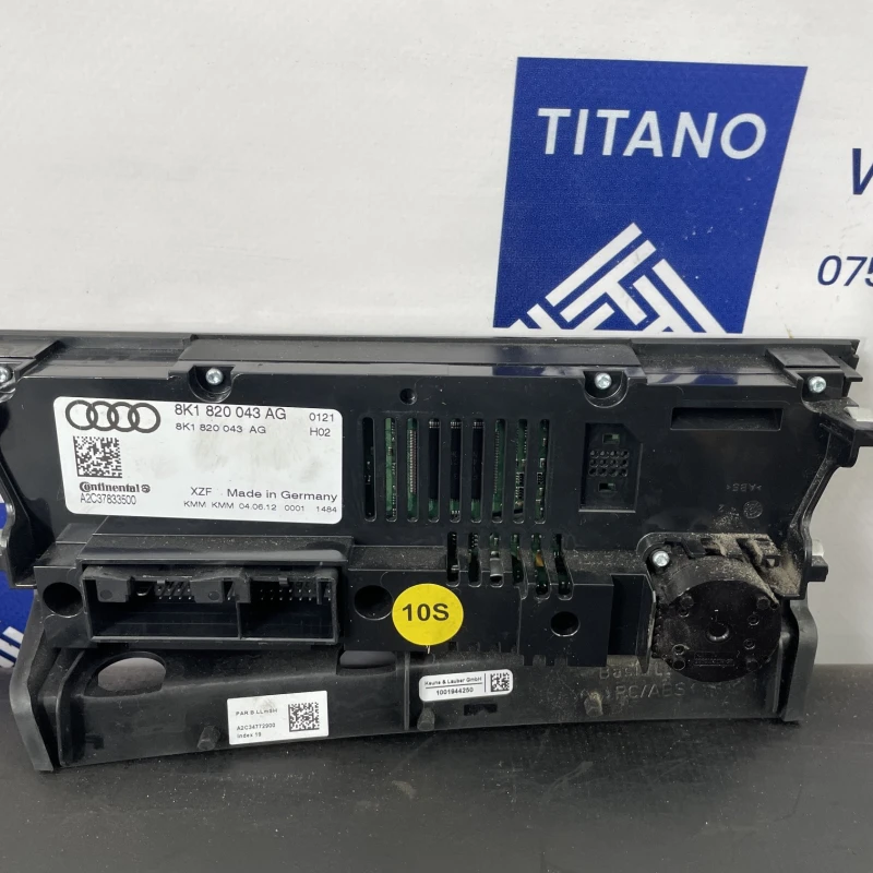 Panou climatronic / Audi A4 B8 2013 / Climatizare
