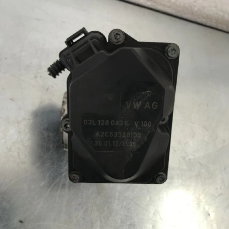 Clapeta de acceleratie / Volkswagen Tiguan 5N 2009 / Motor, racire si evacuare