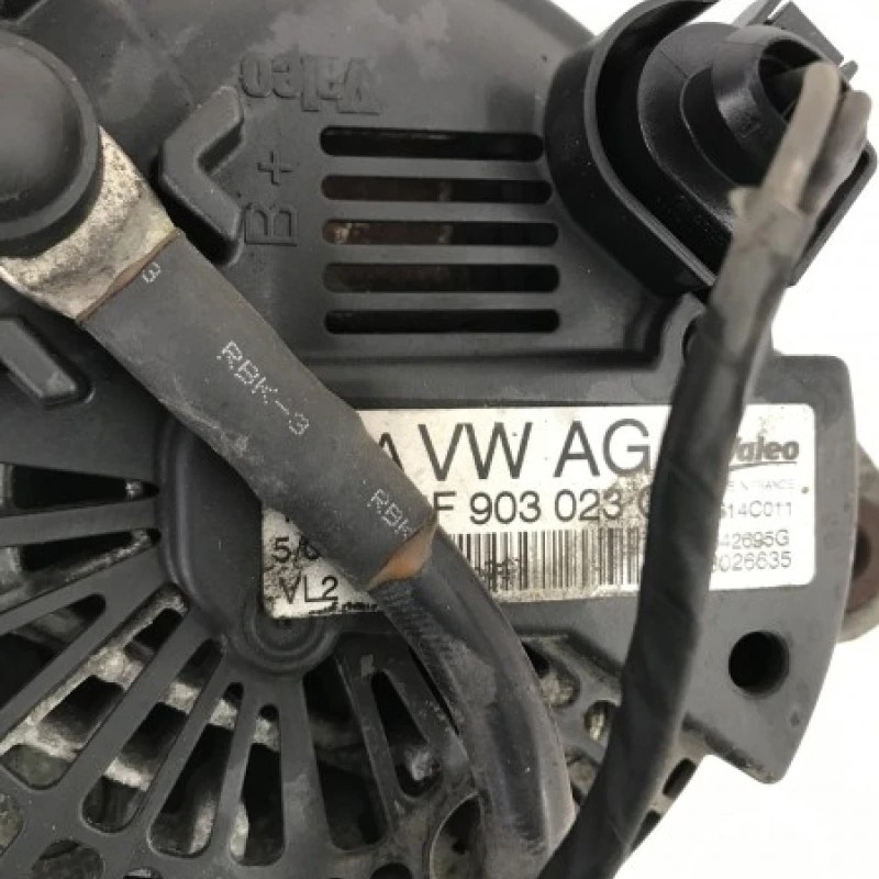 Alternator / Volkswagen Tiguan 5N 2009 / Motor, racire si evacuare