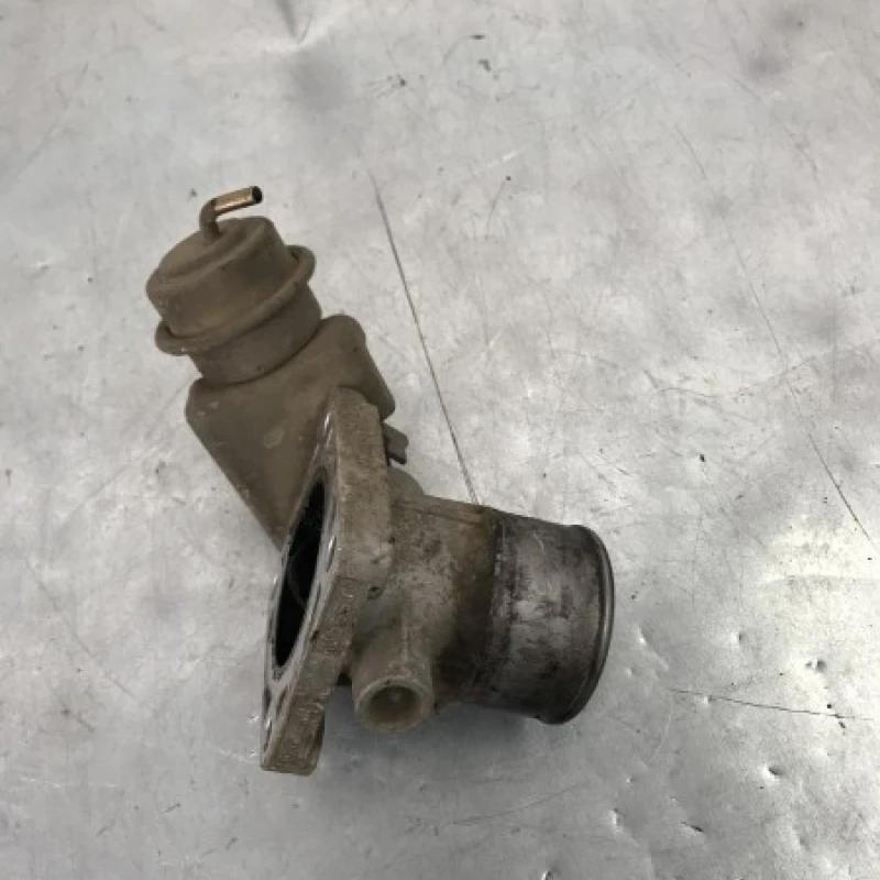 Clapeta de acceleratie / Nissan Navara D40 2006 / Motor, racire si evacuare