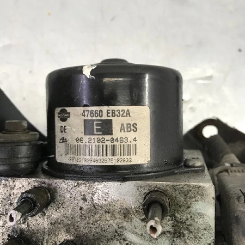 Pompa abs / Nissan Navara D40 2006 / Frane