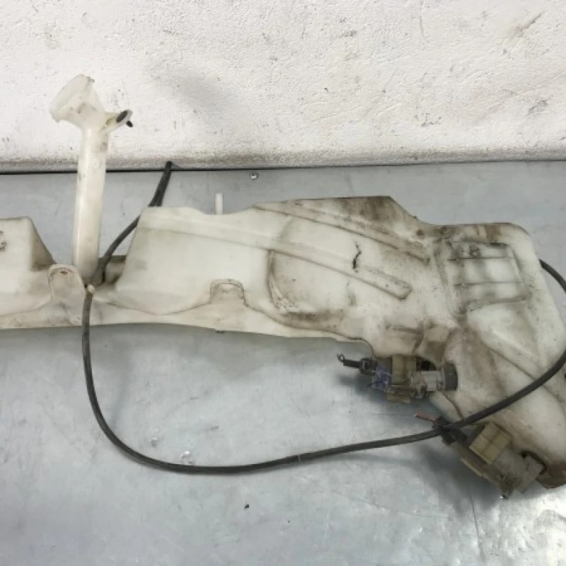 Vas lichid parbriz strop gel / Nissan Navara D40 2006 / Caroserie, oglinzi si faruri