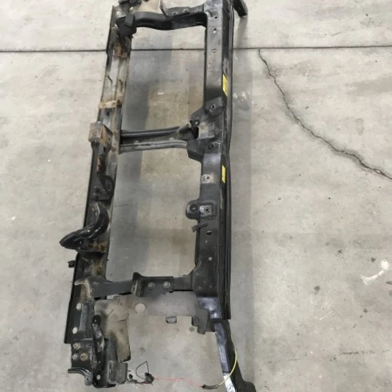Trager / Nissan Navara D40 2006 / Caroserie, oglinzi si faruri