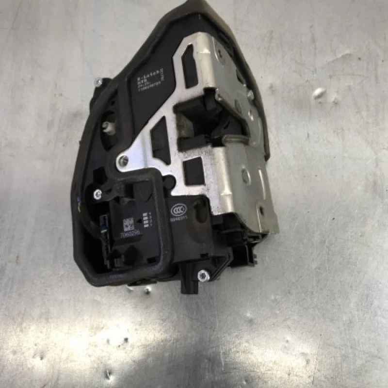 Iala broasca usa dreapta spate BMW 