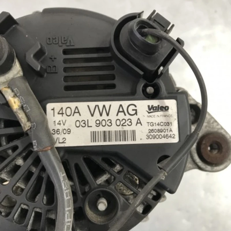 Alternator / Volkswagen Golf MK6 2010 / Motor, racire si evacuare