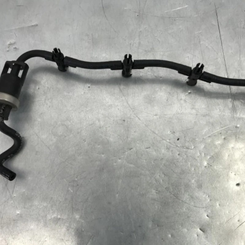 Furtun retur injectoare Volkswagen Passat B6 2009