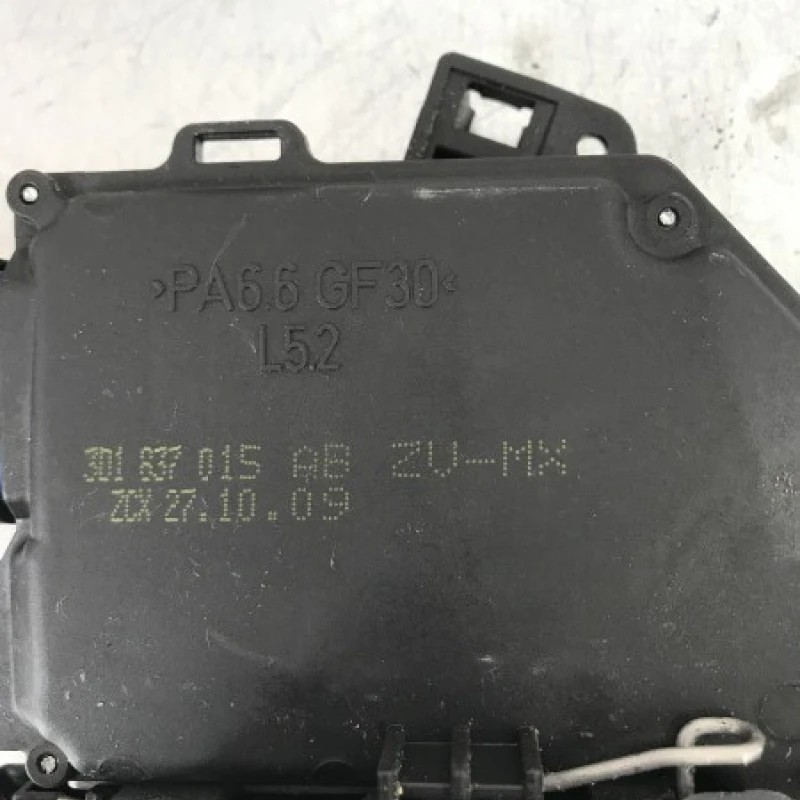 Iala broasca usa stanga fata / Volkswagen Golf MK6 2010 / Caroserie, oglinzi si faruri