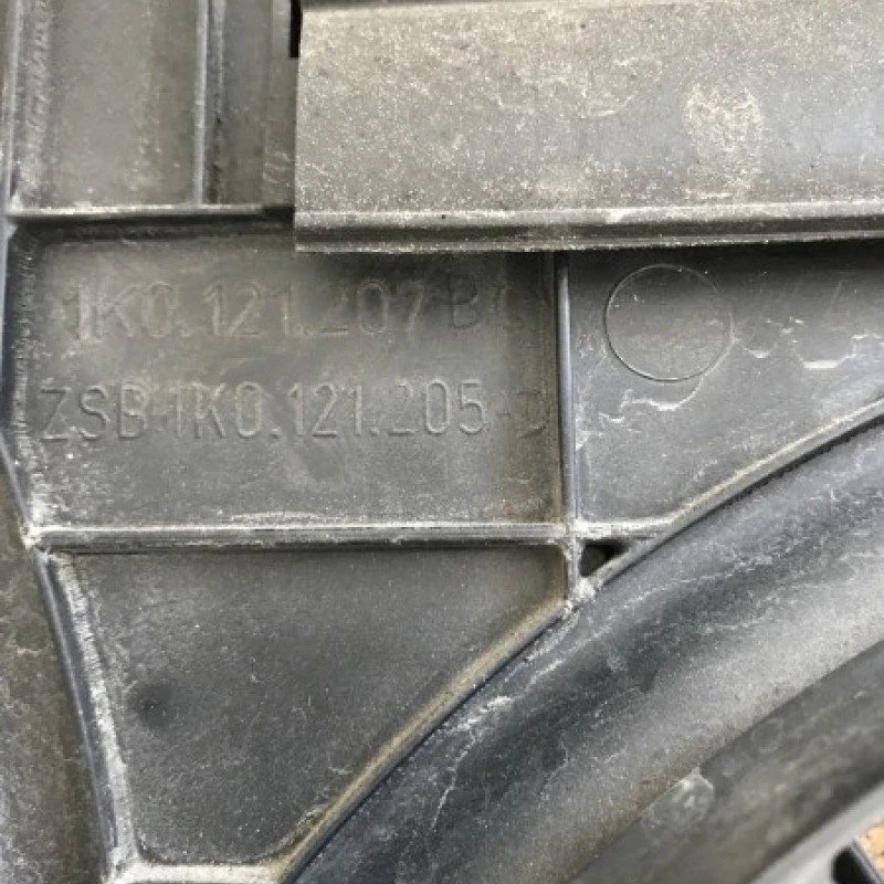Electroventilator / Volkswagen Passat B6 2009 / Motor, racire si evacuare