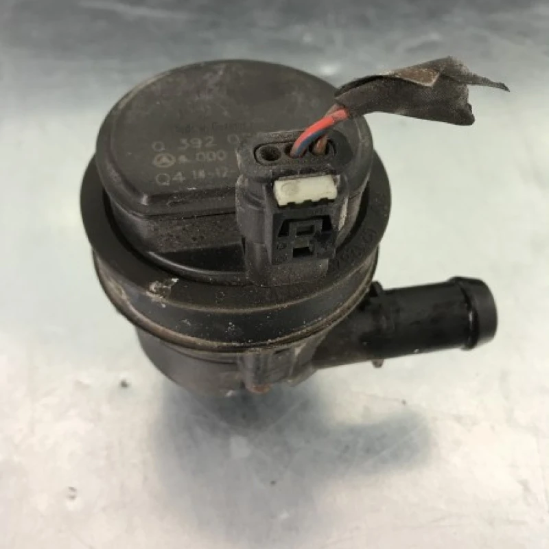Pompa auxiliara recirculare apa / Mercedes-Benz B Class W246 2015 / Motor, racire si evacuare